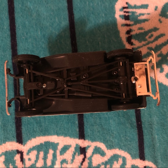 ARKO 1932 Ford Three Window Coupe Diecast 1:32 - Picture 7 of 11